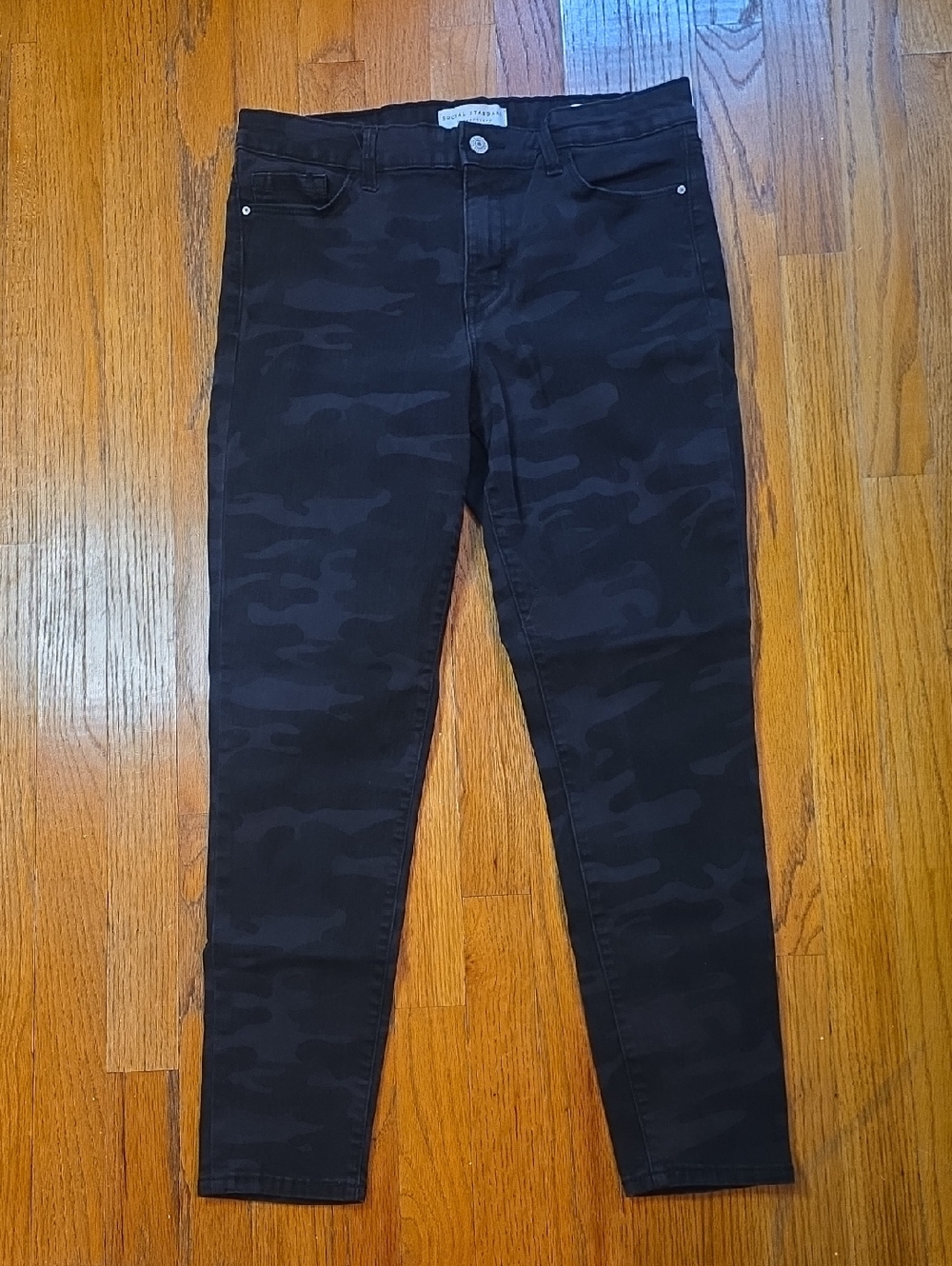 Social Standard By Sanctuary Size 10 Ankle Skinny Black Camo